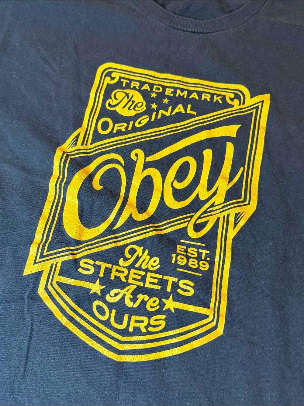 Obey "The Streets Are Ours" Men's medium Tee Blue